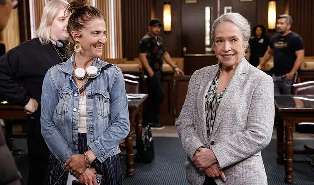Screenwriter and Producer Jennie Snyder Urman ’99 Brings Bold Women to the Screen